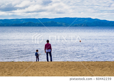 Parent and child of lakeside 60442239