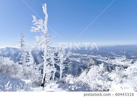 Deogyusan's Eye and the Ancient Ancient 60443318