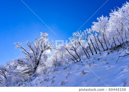 Deogyusan's Eye and the Ancient Ancient 60448108