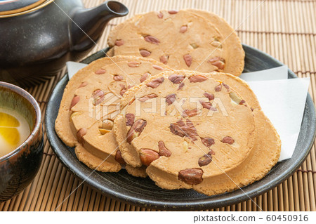 Southern crackers Southern crackers 60450916