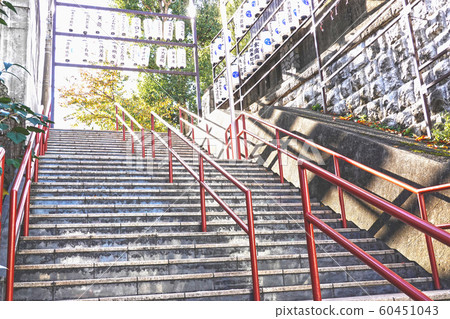東京四穀神社Sugajinjya Suga神社的石階（HDR） 60451043