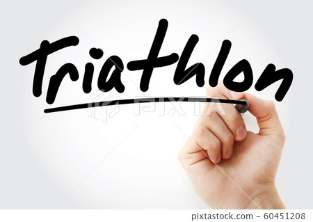 Hand writing Triathlon with marker 60451208
