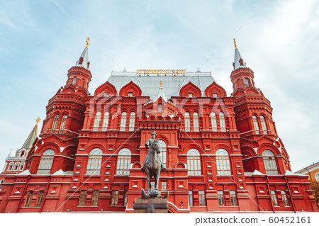 historical buildings on red square in Moscow 60452161