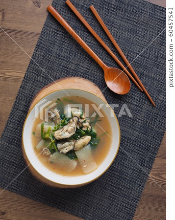 Korean traditional food oyster soup and soup Korean traditional food oyster soup and soup 60457541
