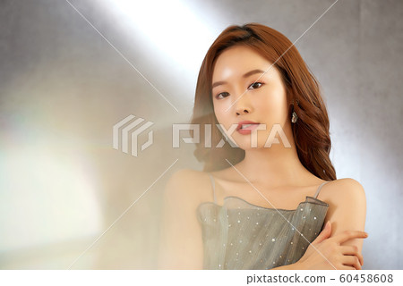 Women beauty Women beauty 60458608