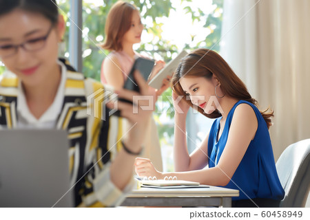 女性生意 女性生意 60458949