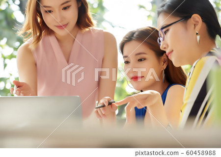 女性生意 60458988