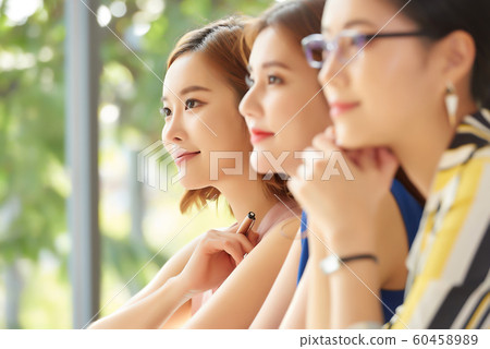 女性生意 60458989