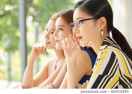 女性生意 60458995