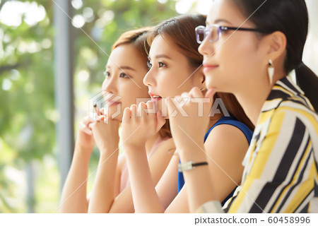 女性生意 60458996