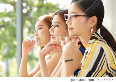 女性生意 60458997