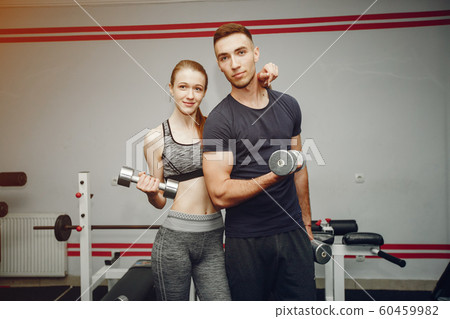 Couple in a gym 60459982