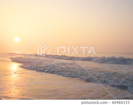 Nami Pacific Ocean Amami Peninsula Morning glow Tahara City Aichi Prefecture Japan Nami Pacific Ocean Amami Peninsula Morning glow Tahara City Aichi Prefecture Japan 60460155