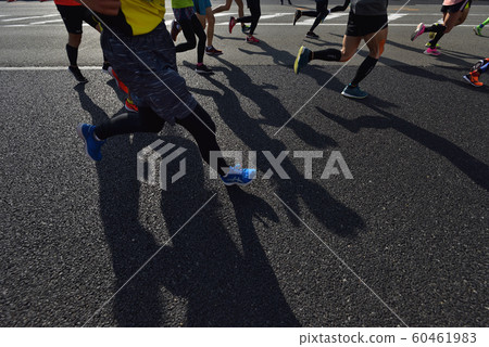 Citizen marathon Athletes running through 60461983
