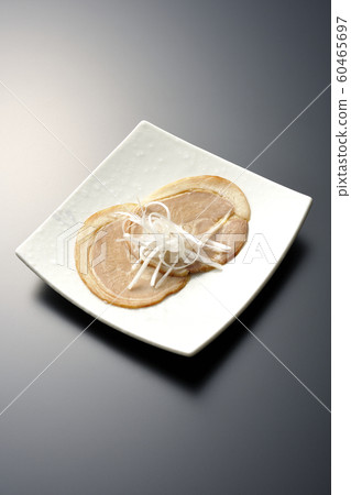 Pork and white onion Pork and white onion 60465697