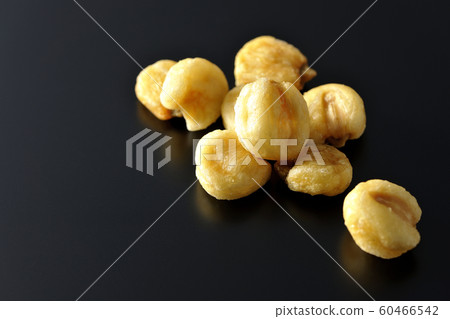 Pervian巨型白玉米 60466542