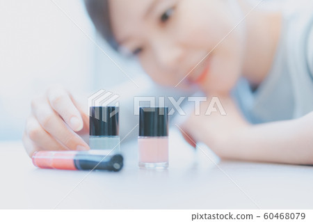 30多歲的女性 60468079