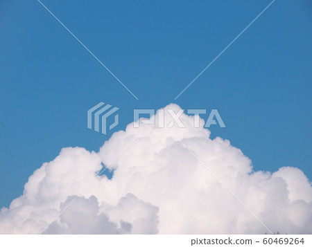  藍天和雲彩 60469264