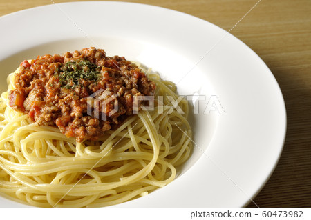 spaghetti with meat sauce spaghetti with meat sauce 60473982