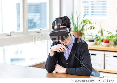 VR goggles game Men lost VR goggles game Men lost 60481472