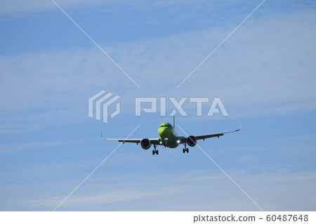 airplane airplane 60487648
