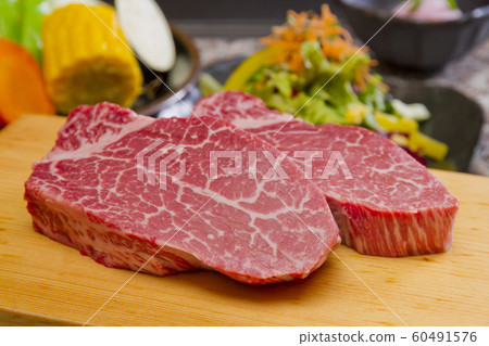 Kobe beef 60491576