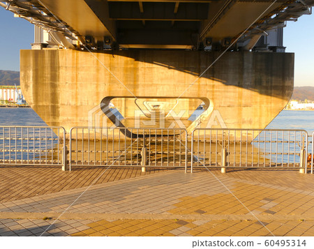 六甲大橋/神秘形狀的橋(六甲島北公園) 六甲大橋/神秘形狀的橋(六甲島北公園) 60495314