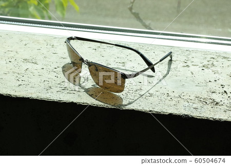 Sunglasses Sunglasses 60504674