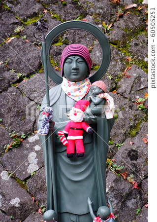 Mizuko Jizo Christmas version of Kannon-ji, Toyoura-cho, Higashi-osaka Mizuko Jizo Christmas version of Kannon-ji, Toyoura-cho, Higashi-osaka 60505251