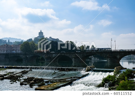 都靈寶河維托里奧·埃曼紐爾一世橋 60511552