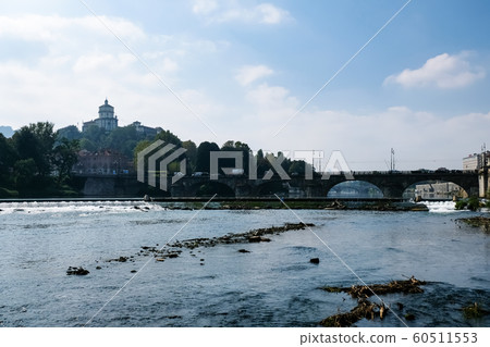 都靈寶河維托里奧·埃曼紐爾一世橋 60511553