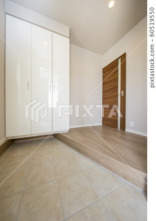 Line surface image 60519550