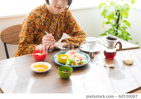 Breakfast women lifestyle Breakfast women lifestyle 60530087