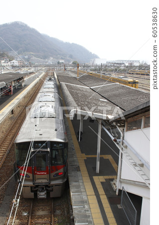 板崎站的三洋幹線227系列 板崎站的三洋幹線227系列 60538630