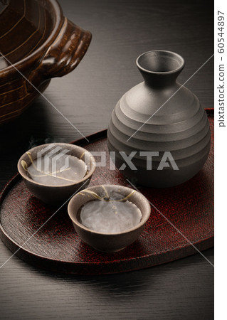 Sake  60544897