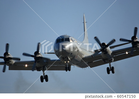 Low-flying SDF airplane 60547150