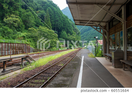 錦町站月台 錦町站月台 60551684