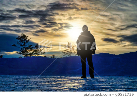 Nagano Prefecture Migahara Winter mountain and silhouette in the severe winter season 60551739