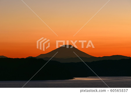 Mount Fuji  60565837