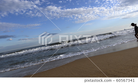 出海一步 出海一步 60567341