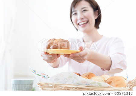 生活方式麵包愛女孩 60571313