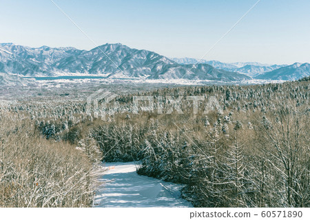 A slope 60571890