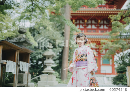Girls Shichigosan Portrait Photography Cooperation: Takahata Fudoson 60574348