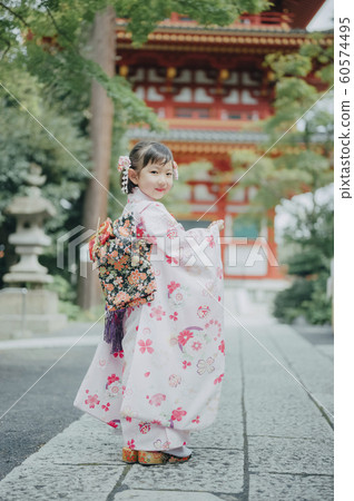 Girls Shichigosan Portrait Photography Cooperation: Takahata Fudoson Girls Shichigosan Portrait Photography Cooperation: Takahata Fudoson 60574495