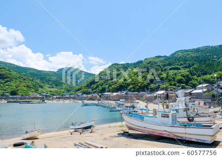Summer fishing village scenery 60577756