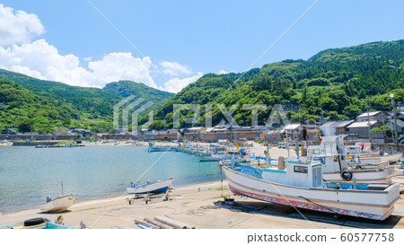 Summer fishing village scenery 60577758