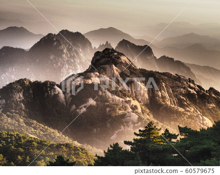 Huangshan (Yellow Mountains) Huangshan (Yellow Mountains) 60579675