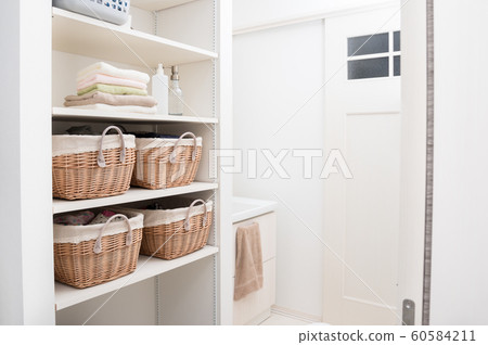 Dressing room Dressing room 60584211