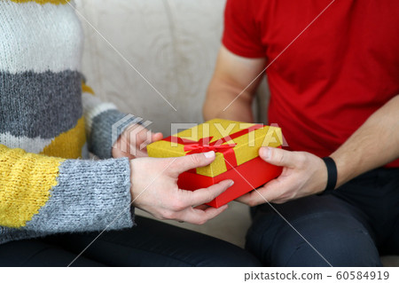 Lovely romantic moment for partner 60584919