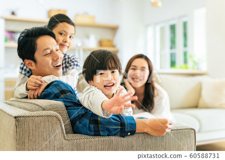 Family, parent and child, home Family, parent and child, home 60588731